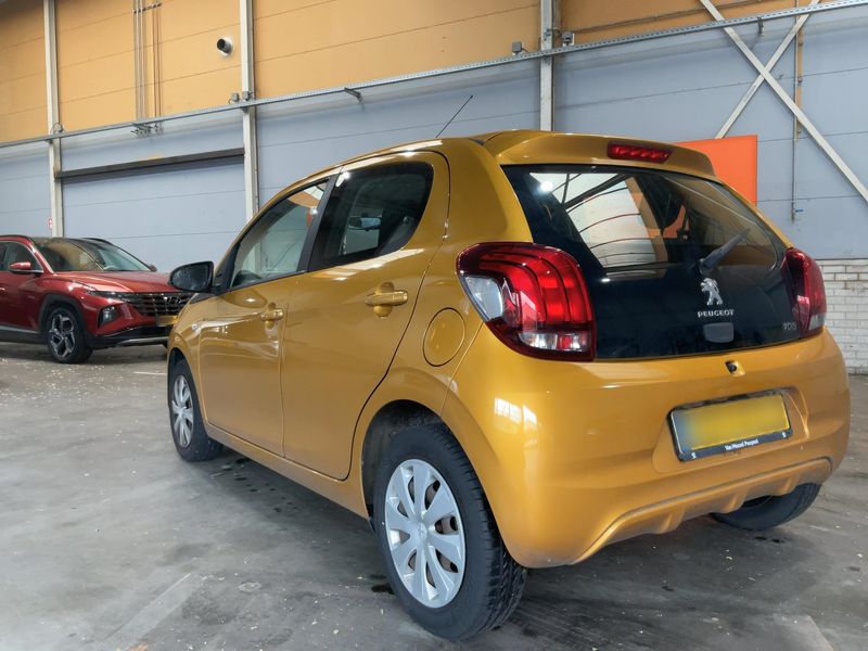 Peugeot 108 1.0 VTi Active — zdjęcie 3