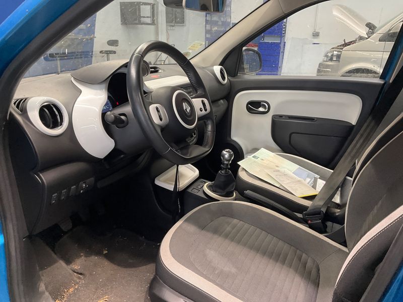 Renault Twingo 0.9 Energy Zen — zdjęcie 3