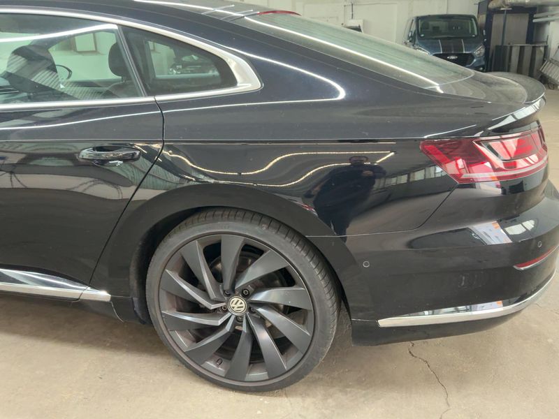 Volkswagen Arteon 2.0 TDI R-Line — zdjęcie 3