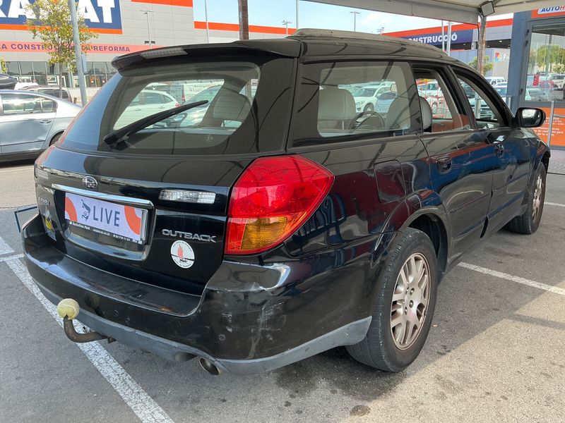 Subaru Legacy 2.5 — zdjęcie 2