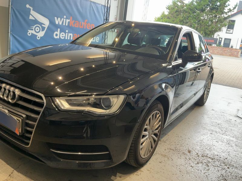 Audi A3 Sportback 1.4 TFSI Ambiente 2013 – снимка 1