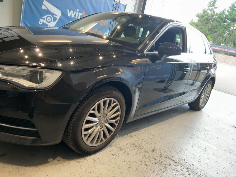 Audi A3 Sportback 1.4 TFSI Ambiente 2013 – снимка 2