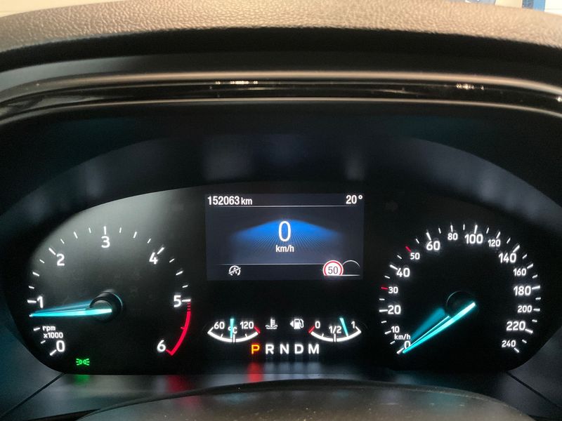 Ford Focus 1.5 TDCi EcoBlue ST-Line — zdjęcie 13