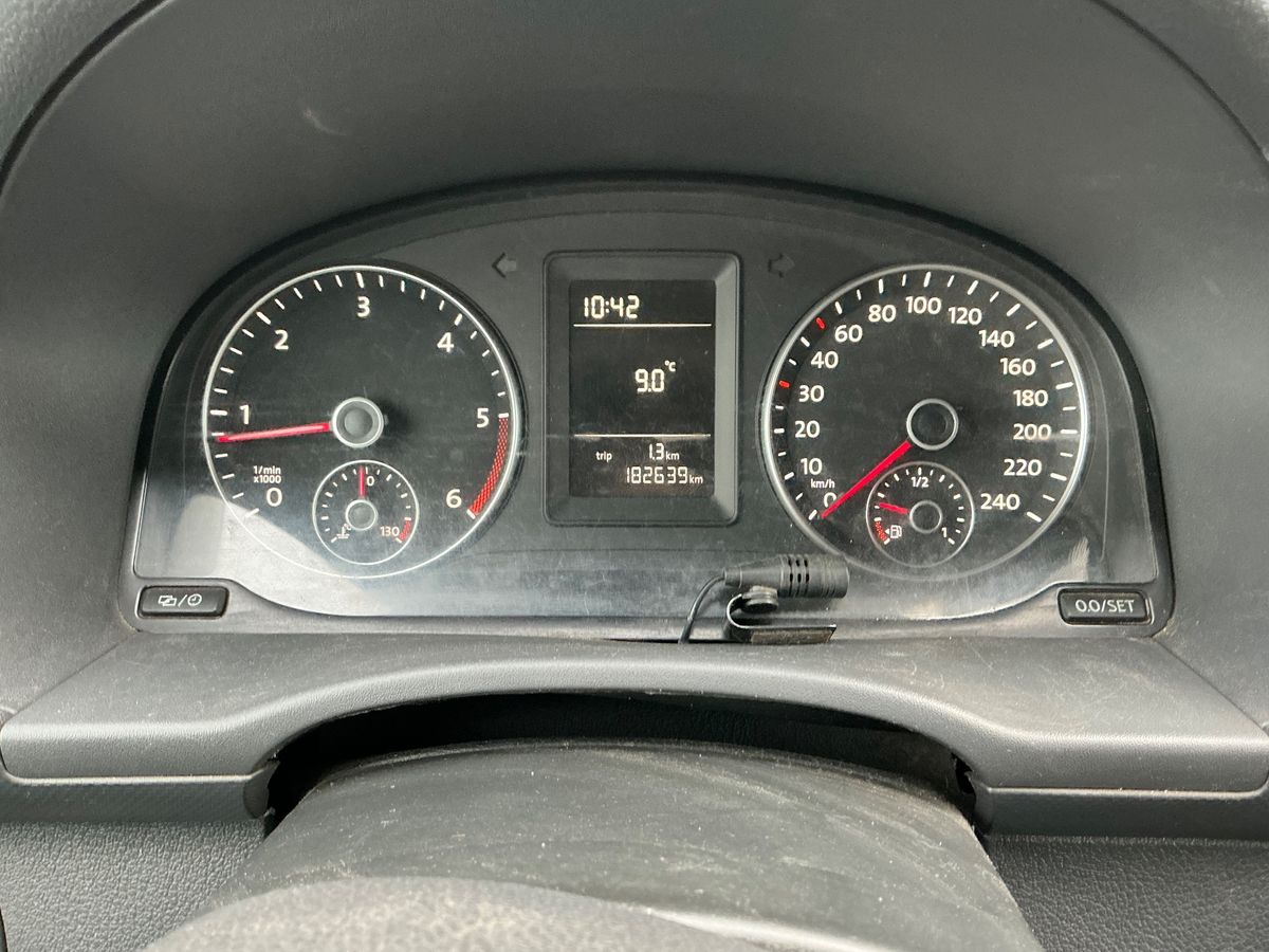 Volkswagen Caddy 2014 — photo 19