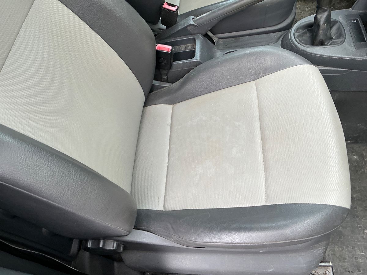 Volkswagen Caddy 2014 — photo 36