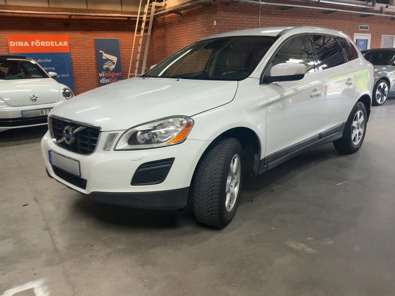 Volvo XC60 2.0 DRIVe Summum 2011 – снимка 1