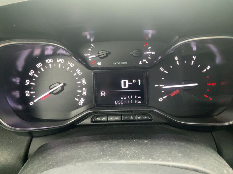 Citroen C3 Aircross 1.2 PureTech Shine — zdjęcie 13