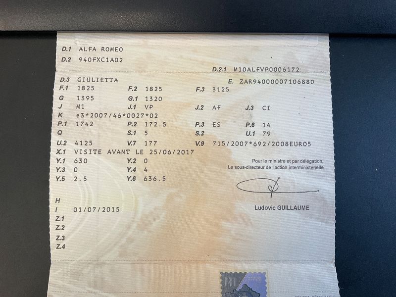 Alfa Romeo Giulietta 1.8 Turbo Quadrifoglio Verde — zdjęcie 15