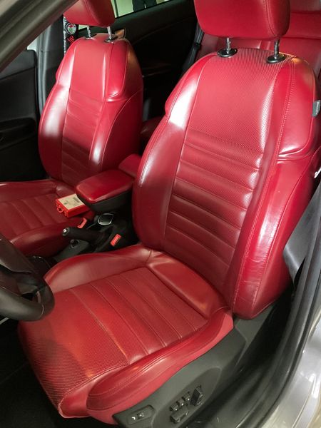 Alfa Romeo Giulietta 1.8 Turbo Quadrifoglio Verde 2011 – снимка 38