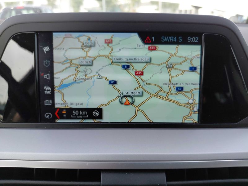 BMW X3 xDrive 20d Advantage — zdjęcie 13
