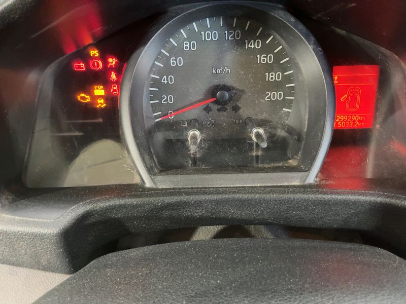 Nissan NV200 Evalia 1.5 dCi Comfort — zdjęcie 13