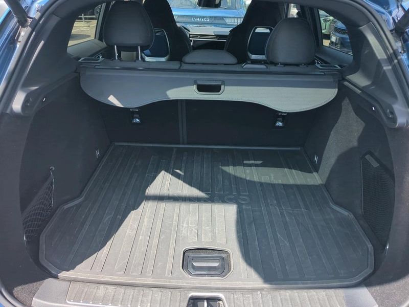 Lynk & Co 01 1.5 Plug-in Hybrid — zdjęcie 9