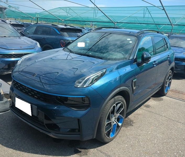 Lynk & Co 01 1.5 Plug-in Hybrid — zdjęcie 8