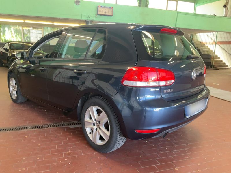 Volkswagen Golf VI 1.6 TDI Comfortline — zdjęcie 3