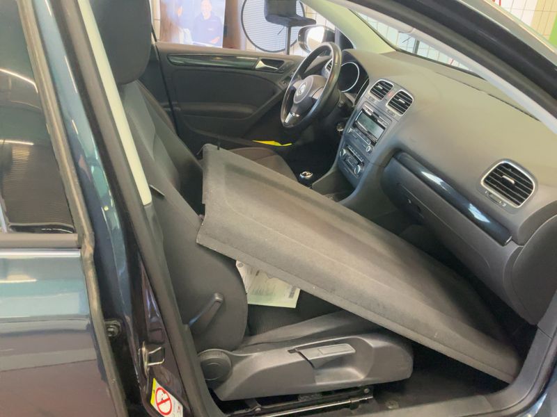 Volkswagen Golf VI 1.6 TDI Comfortline — zdjęcie 11