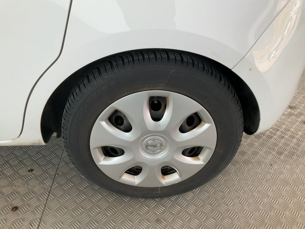 Opel Corsa 2015 — photo 6