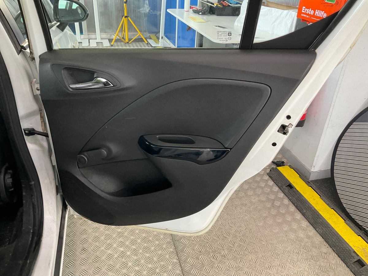 Opel Corsa 2015 — photo 39