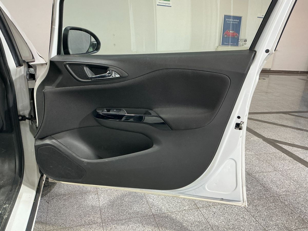 Opel Corsa 2015 — photo 33