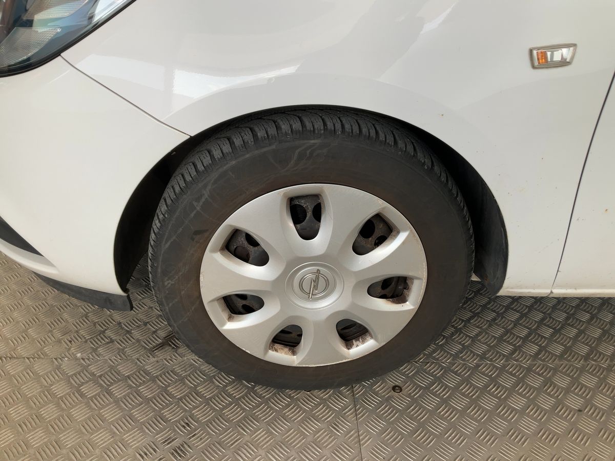 Opel Corsa 2015 — photo 4