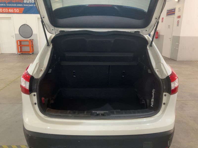 Nissan Qashqai 1.5 Turbodiesel 360 — zdjęcie 10