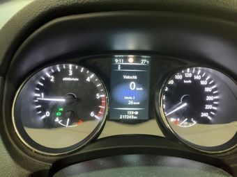 Nissan Qashqai 1.5 Turbodiesel 360 — zdjęcie 13