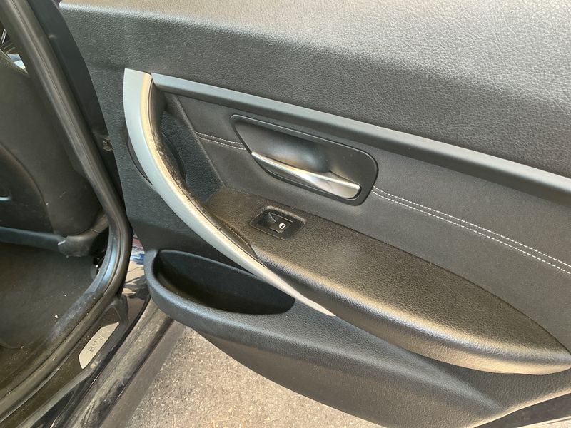 BMW 3er 318d 2015 – снимка 23