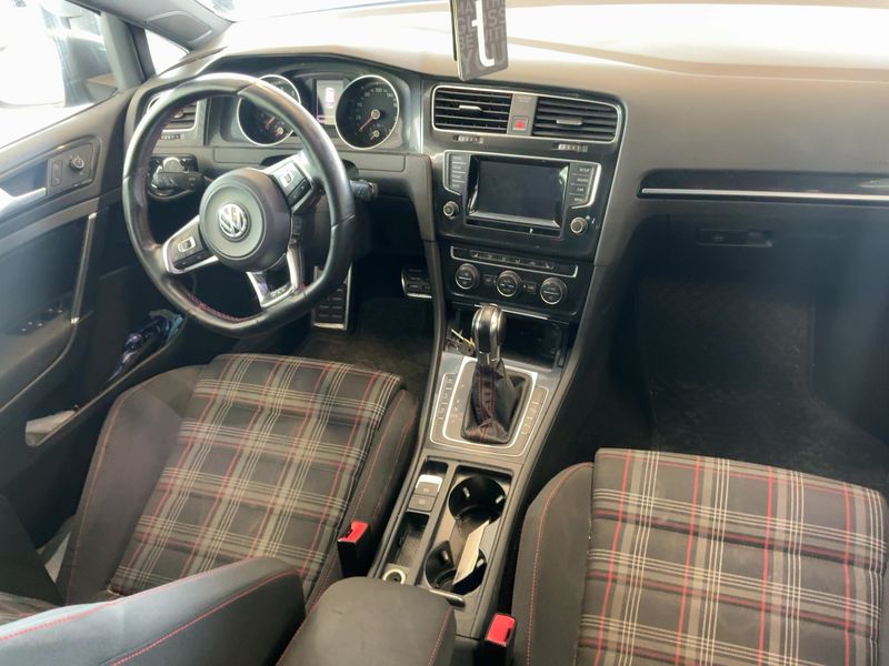 Volkswagen Golf VII 2.0 TFSI GTI "Performance" BlueMotion Tech — zdjęcie 12