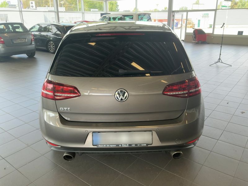 Volkswagen Golf VII 2.0 TFSI GTI "Performance" BlueMotion Tech — zdjęcie 5