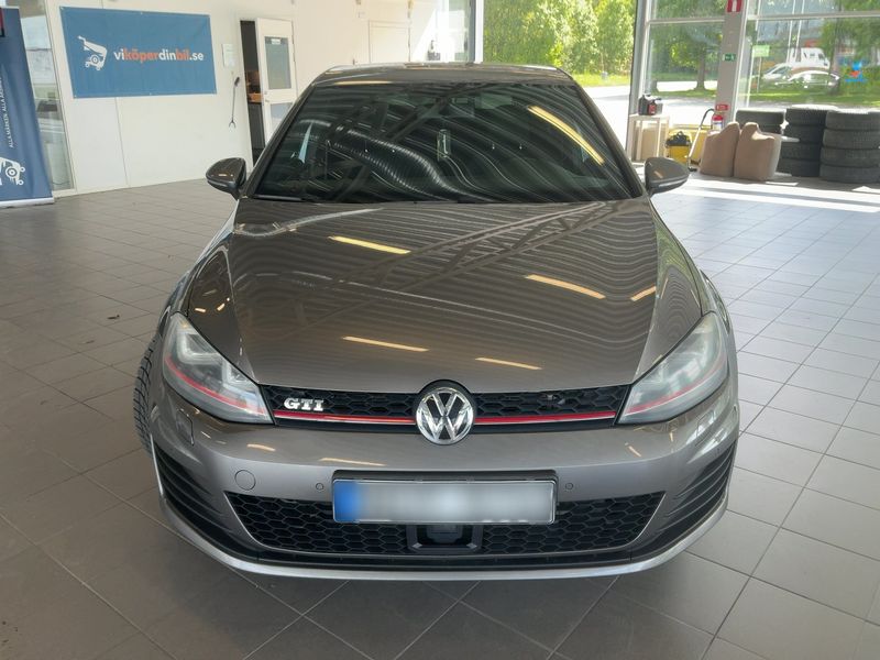 Volkswagen Golf VII 2.0 TFSI GTI "Performance" BlueMotion Tech — zdjęcie 9