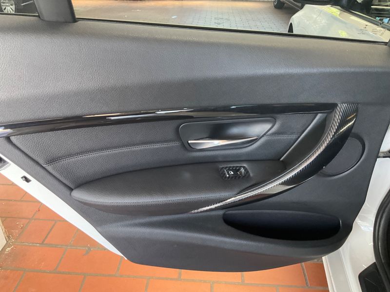BMW 3er 320d xDrive 2014 – снимка 23