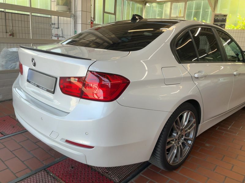 BMW 3er 320d xDrive 2014 – снимка 8