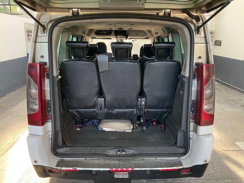 Fiat Scudo 2.0 JTDM Panorama Executive L1H1 165 Multijet — zdjęcie 10