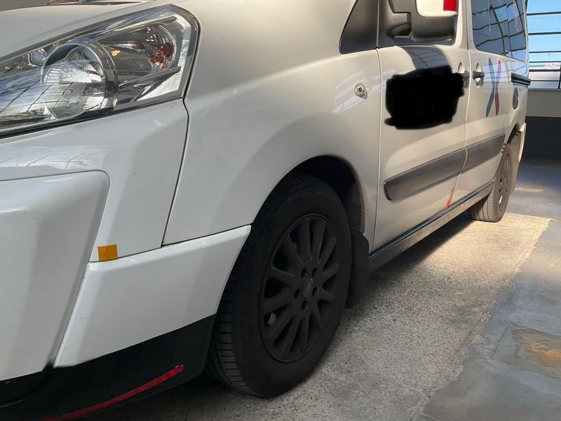 Fiat Scudo 2.0 JTDM Panorama Executive L1H1 165 Multijet — zdjęcie 2