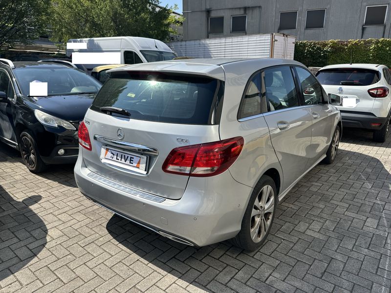 Mercedes-Benz B-Klasse B 180 CDI AMG Sport — zdjęcie 5