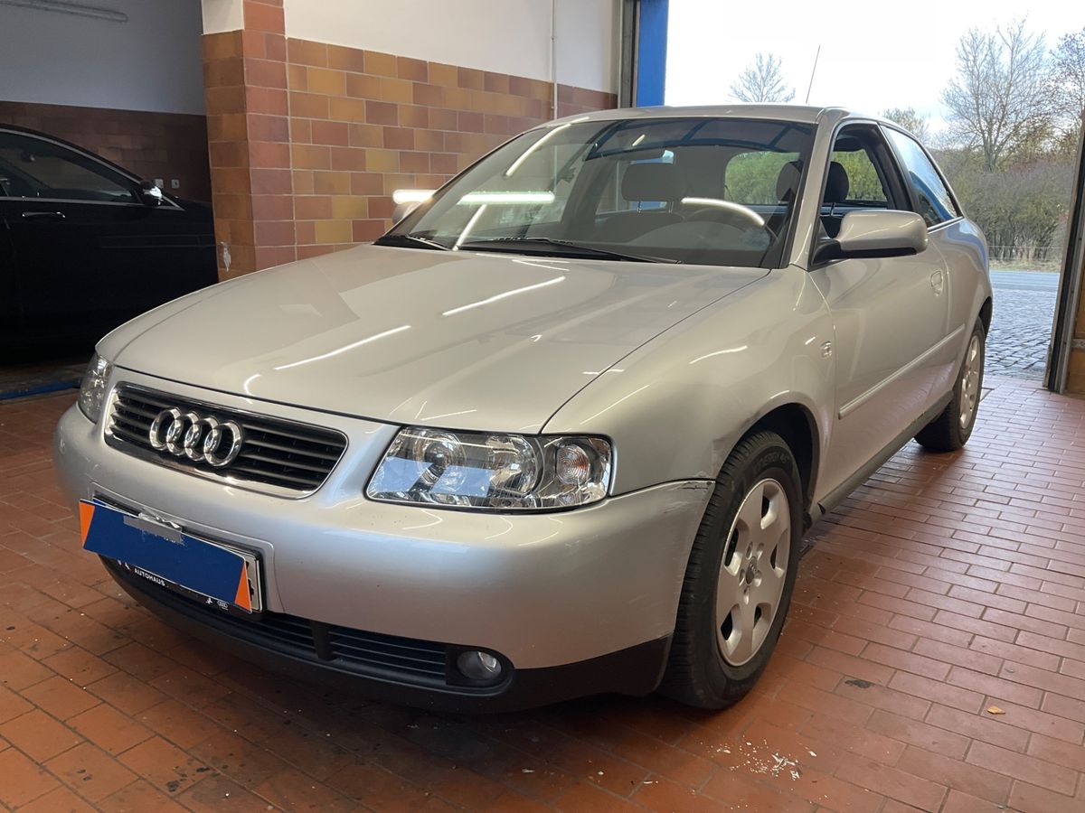 Audi A3 1.6 Ambiente