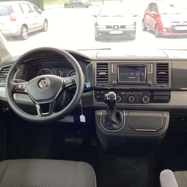 Volkswagen T6 Multivan 2.0 TDI Trendline — zdjęcie 12