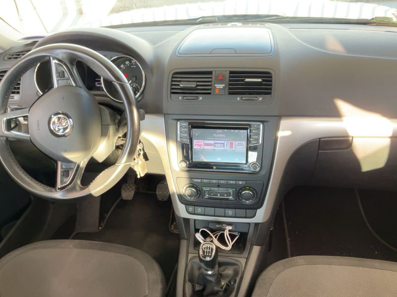 Skoda Yeti 1.2 TSI Black Outdoor — zdjęcie 12