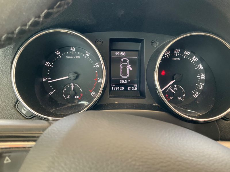 Skoda Yeti 1.2 TSI Black Outdoor — zdjęcie 13