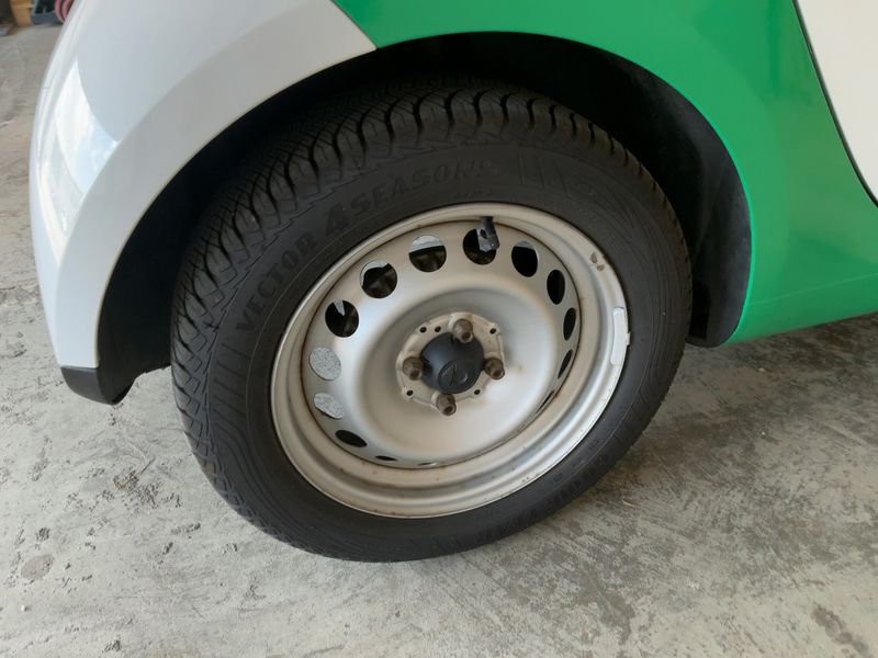 Smart fortwo electric drive 60 kW Standard 2019 – снимка 9