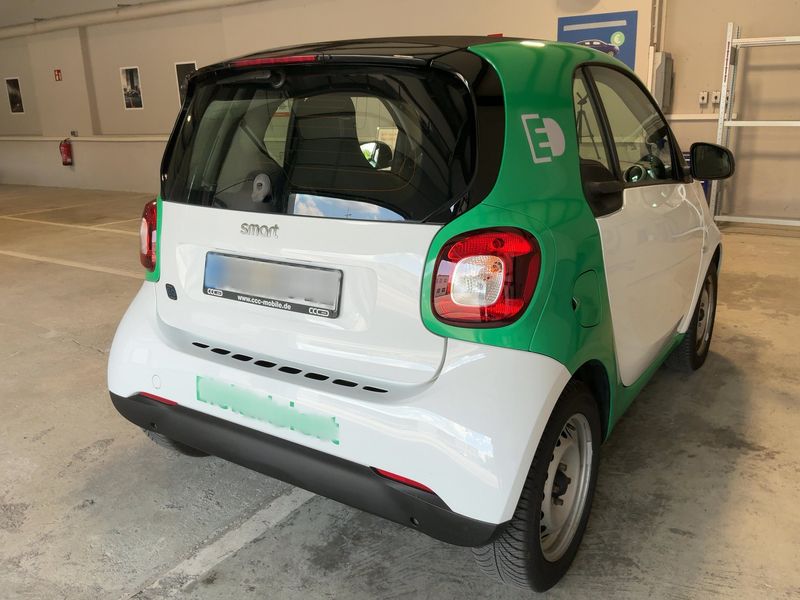 Smart fortwo electric drive 60 kW Standard 2019 – снимка 8