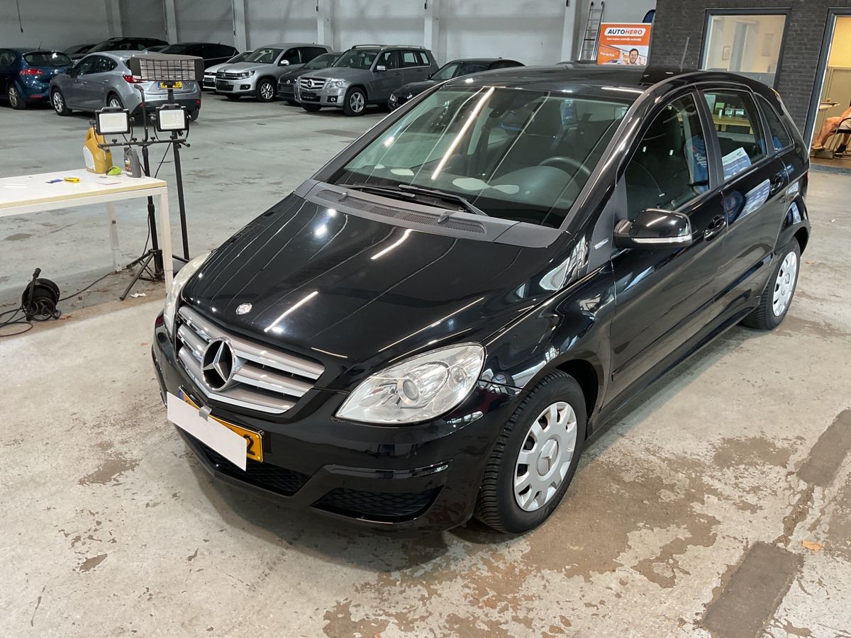 Mercedes-Benz B-Klasse 2009 — photo 1