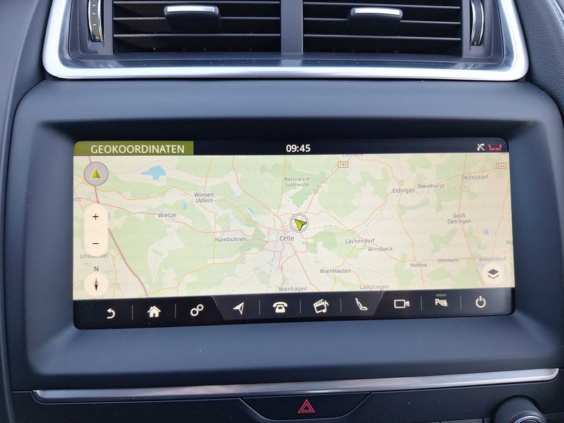 Jaguar E-Pace D150 S — zdjęcie 13