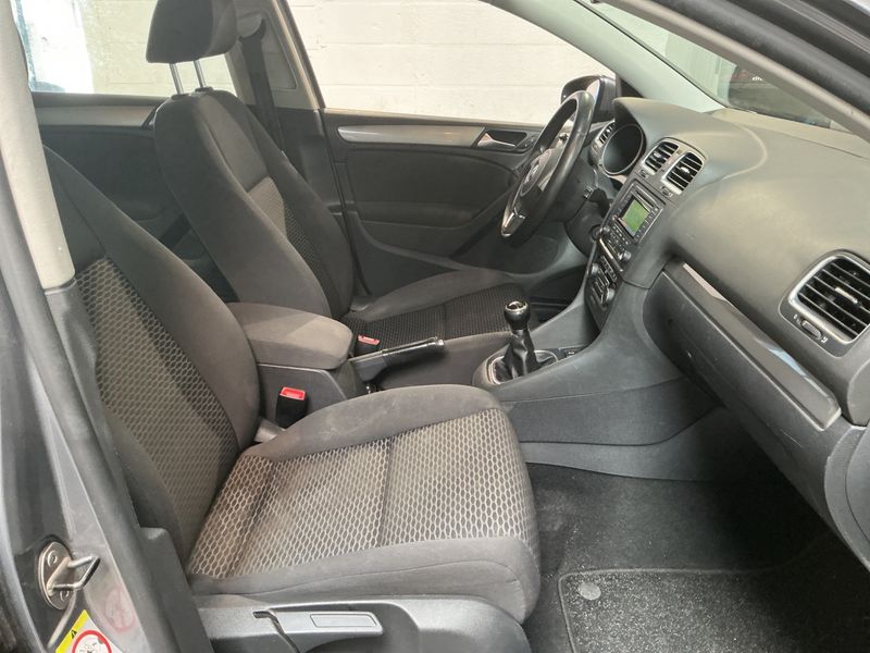 Volkswagen Golf VI 1.6 TDI Trendline BlueMotion Tech — zdjęcie 3