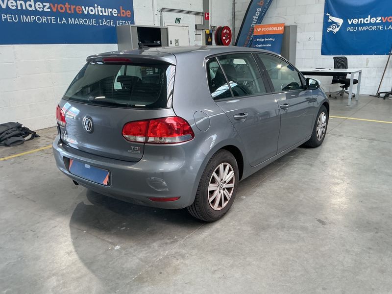 Volkswagen Golf VI 1.6 TDI Trendline BlueMotion Tech — zdjęcie 2