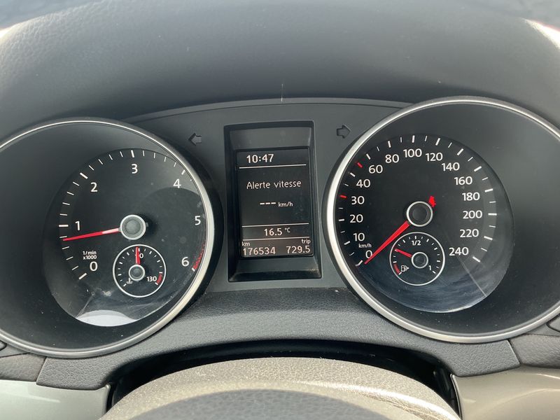 Volkswagen Golf VI 1.6 TDI Trendline BlueMotion Tech — zdjęcie 4
