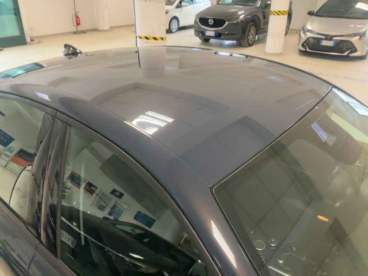 Alfa Romeo 2018 — photo 14