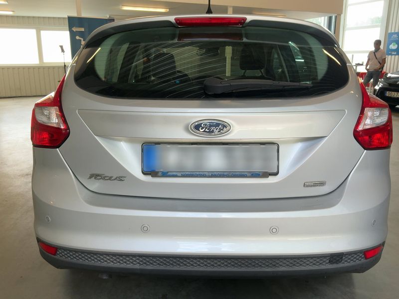 Ford Focus 1.6 TDCi Titanium — zdjęcie 5
