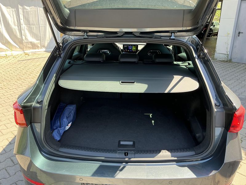 Cupra Leon 2.0 TSI VZ 4Drive — zdjęcie 10