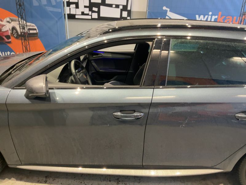 Cupra Leon 2.0 TSI VZ 4Drive — zdjęcie 4