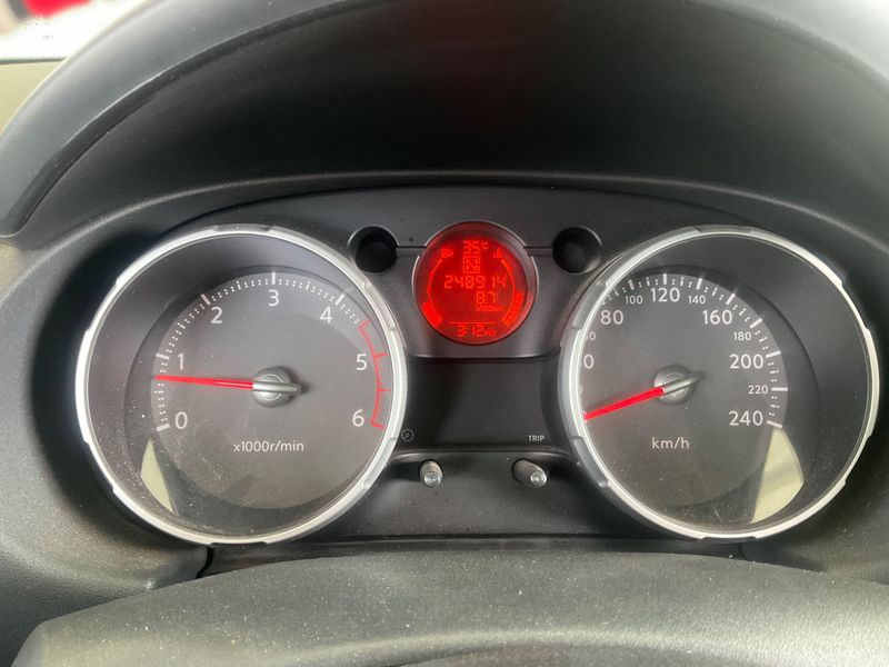 Nissan Qashqai 2.0 dCi N-Tec 4x4 2010 – снимка 4